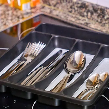 5min En Coche, X2 Parkings, Taxi Privado - Con Coste