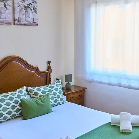 Terraza, 20min Playas, Lavadora & Secadora, X2 Parking Appartamento