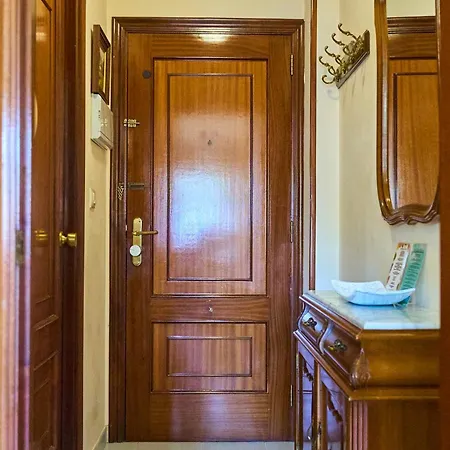 5min En Coche, X2 Parkings, Taxi Privado - Con Coste Pontevedra